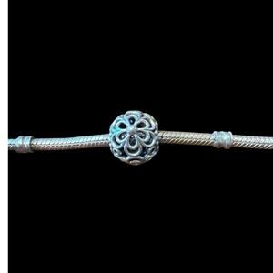 Authentic Pandora sterling silver picking daisies charm retired